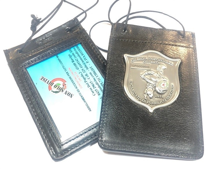 Porta badge tesserino da collo velcrabile id card case nero - Portaplacca da  collo e porta placca da cintura GPG guardia giurata - Divisa Militare